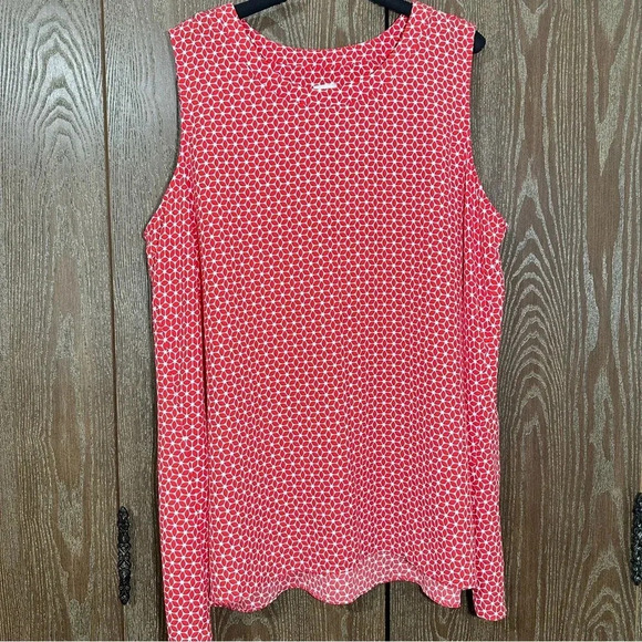 Anne Klein Tops - Anne Klein Women's Blouse 2X Red and White Floral Geometric Pattern Sleeveless